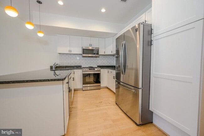 1328 Maryland Ave NE in Washington, DC - Building Photo - Building Photo