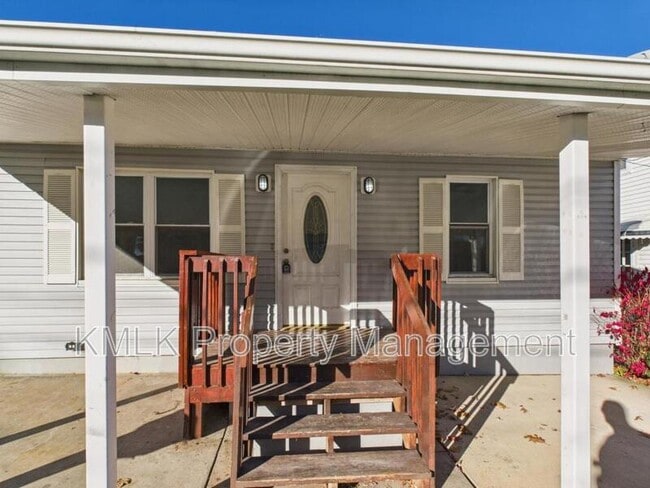 2475 Ogden Ave in Akron, OH - Building Photo - Building Photo