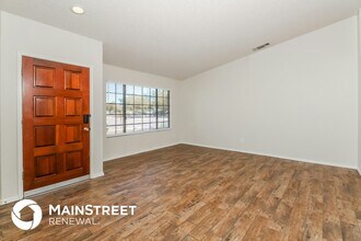 1576 W Highsmith Dr in Tucson, AZ - Building Photo - Building Photo