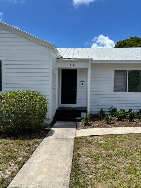 716 High St, Unit House