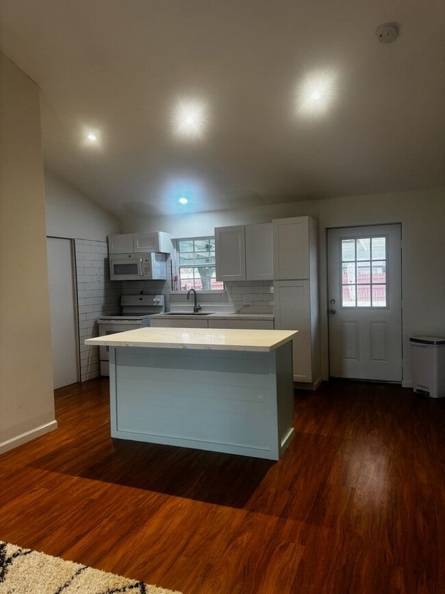 1119 Barnes St in Mission, TX - Building Photo - Building Photo