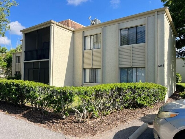 property at 3288 S Semoran Blvd