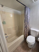 3650 N 56th Ave, Unit 520 in Hollywood, FL - Foto de edificio - Building Photo