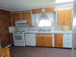 5942 Warrensville Rd in Williamsport, PA - Building Photo - Building Photo