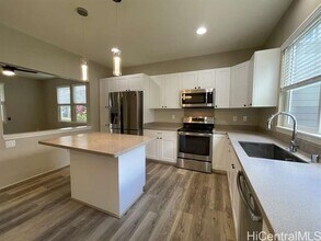 91-1114-1114 Hokua St in Ewa Beach, HI - Building Photo - Building Photo