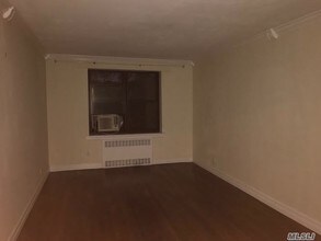 100-11 67th Rd-Unit -419 in Queens, NY - Building Photo - Building Photo