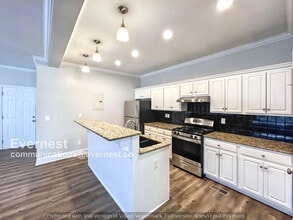 992 Lena St NW in Atlanta, GA - Building Photo - Building Photo