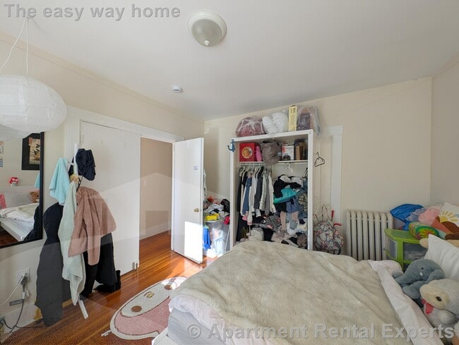 300 Boston Ave in Medford, MA - Foto de edificio - Building Photo