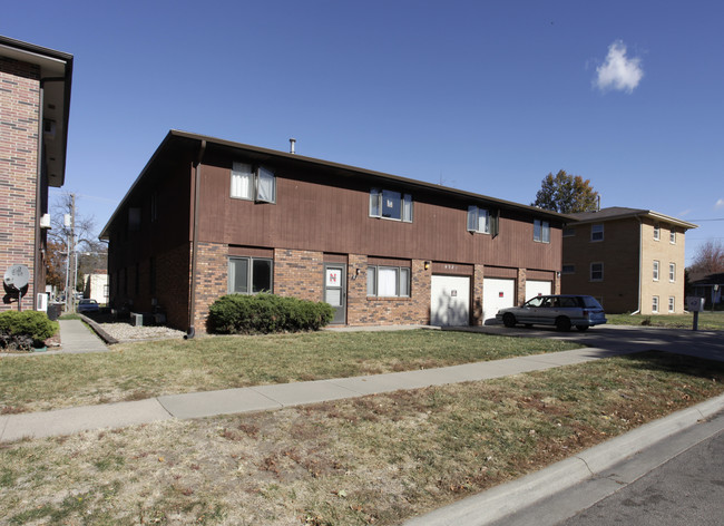 4928 Walker Avenue in Lincoln, NE - Building Photo - Building Photo