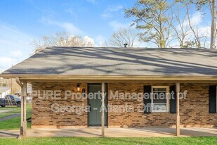 133 Kimberly Way SW in Marietta, GA - Building Photo