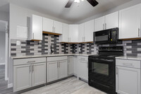 Brand-New 2 Bedroom - Newly Renovated, Rea... in Richmond, VA - Building Photo - Building Photo