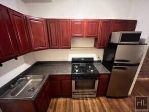 42 Lewis Ave in Brooklyn, NY - Building Photo - Building Photo