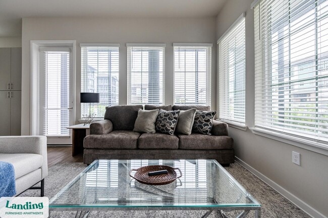 4902 Cosmos Cir in Wimauma, FL - Building Photo - Building Photo