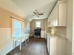 460 Rhode Island St in Buffalo, NY - Building Photo - Building Photo
