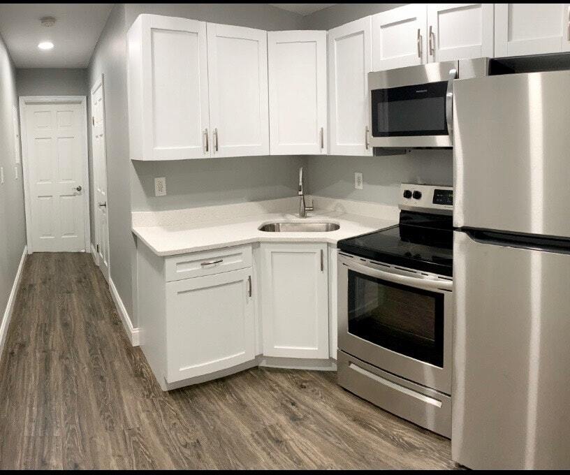 823 Newington Ave in Baltimore, MD - Building Photo