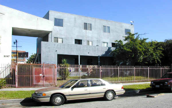 MC Eleanor, LLC in Los Angeles, CA - Building Photo