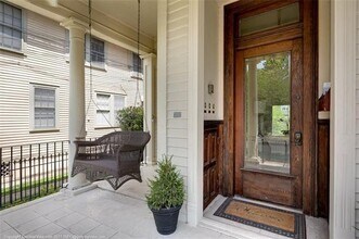 5213 Prytania St in New Orleans, LA - Building Photo - Building Photo