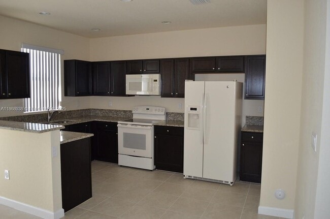 23868 SW 118 Ave in Homestead, FL - Building Photo - Building Photo