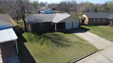 9816 NE 5th St in Midwest City, OK - Building Photo - Building Photo