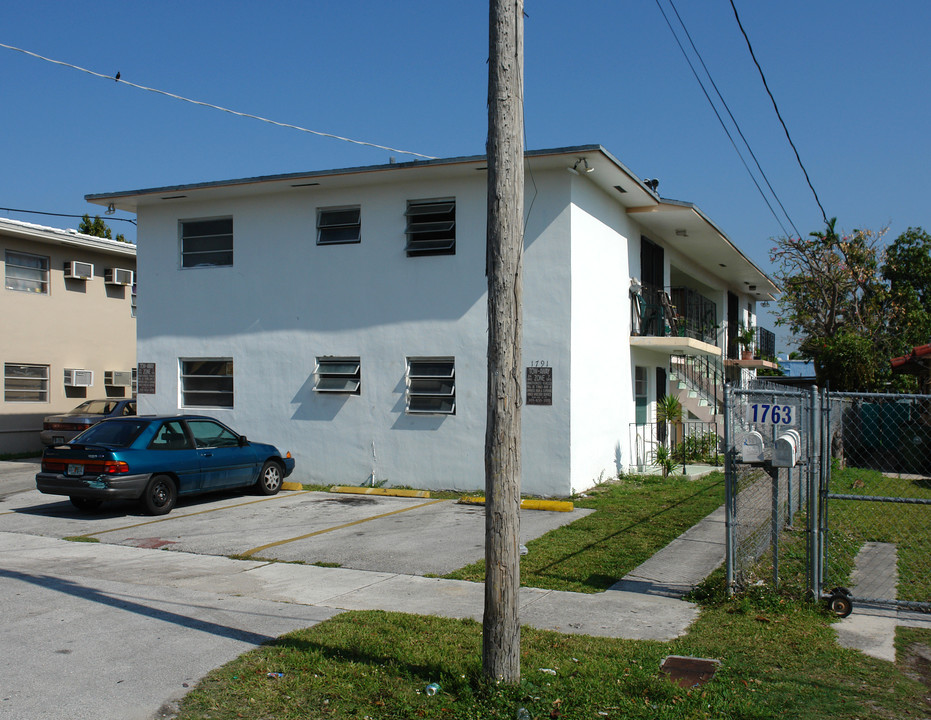 1791 NW 18th Ter in Miami, FL - Building Photo