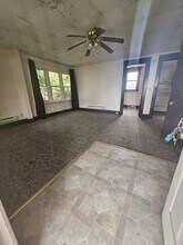 903 W 4th St in Erie, PA - Building Photo - Building Photo