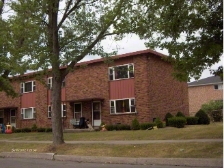 Windsor Apartments in Niagara Falls, NY - Building Photo