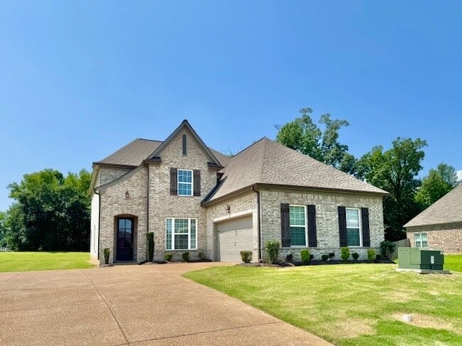 property at 4361 Davall Cir