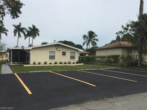 2147 Washington Ave in Naples, FL - Building Photo