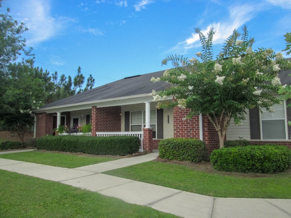 Laurel Pointe Apartments in Statesboro, GA - Foto de edificio