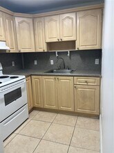 2185 NW 16th Terrace-Unit -10 in Miami, FL - Building Photo - Building Photo