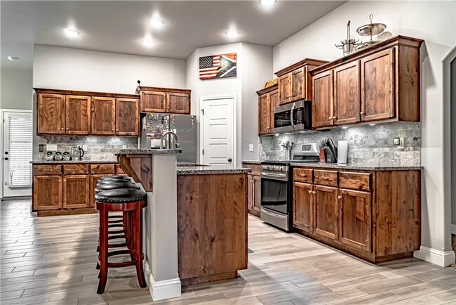520 Arkansas Black in Bentonville, AR - Building Photo - Building Photo