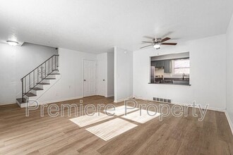 224 E Hargis St in Belton, MO - Building Photo - Building Photo