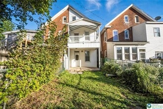 421 Center St in Jim Thorpe, PA - Building Photo - Building Photo