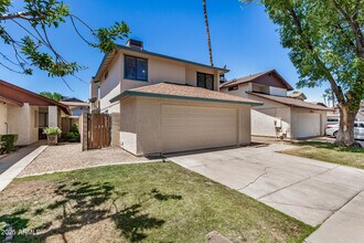 10023 W Sells Dr in Phoenix, AZ - Building Photo - Building Photo