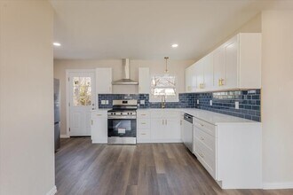 11741 Abston Ln in Dallas, TX - Building Photo - Building Photo