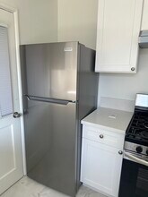 11855 Washington Pl Unit C in Los Angeles, CA - Building Photo - Building Photo