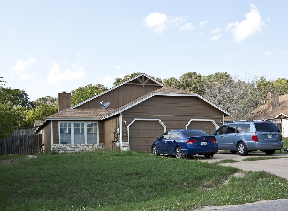 435 Sailmaster St in Lakeway, TX - Building Photo