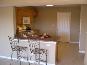 1550 Legend Trail Dr in Lawrence, KS - Building Photo - Building Photo