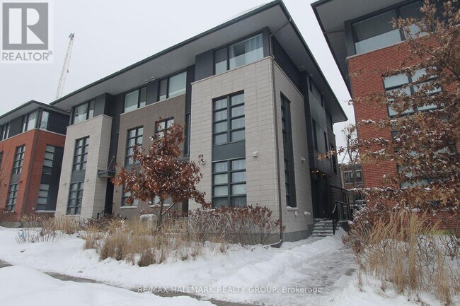45 Des Oblats Ave in Ottawa, ON - Building Photo - Building Photo