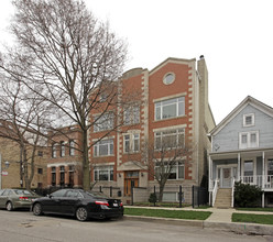 1338-1340 W Henderson St in Chicago, IL - Building Photo - Building Photo