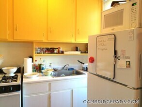 1622 Massachusetts Ave in Cambridge, MA - Building Photo - Building Photo