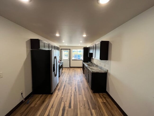 5270 Christopher Dr in Eau Claire, WI - Building Photo - Building Photo