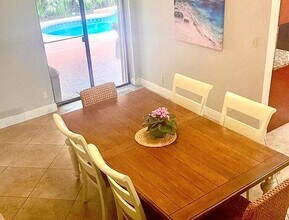 7689 W Country Club Blvd in Boca Raton, FL - Building Photo - Building Photo