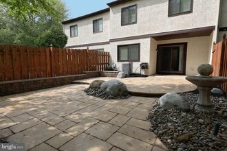 72 5 Crown Royal Cir in Evesham, NJ - Building Photo - Building Photo
