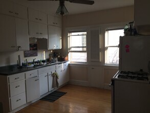 3469 N Cramer St, Unit 1 in Milwaukee, WI - Foto de edificio - Building Photo