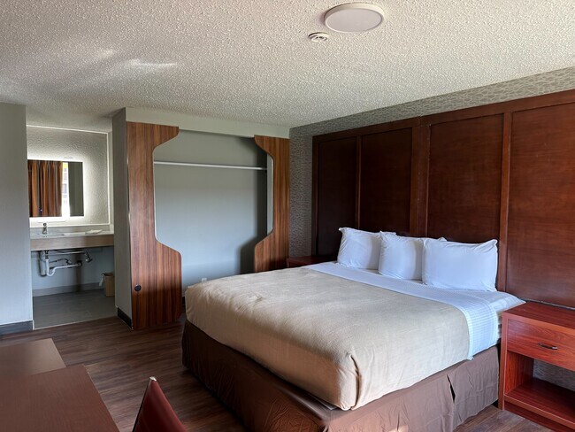 North Villa Apartments in Houston, TX - Foto de edificio - Building Photo