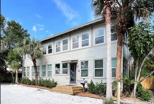 763 31st Ave N, Unit 1 in St. Petersburg, FL - Building Photo