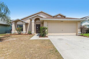 8664 Wellington Loop in Kissimmee, FL - Building Photo