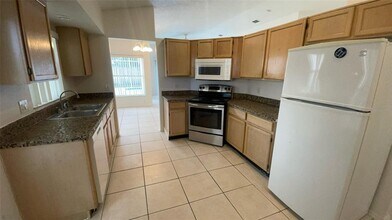 3236 Brewster Dr in Kissimmee, FL - Building Photo - Building Photo