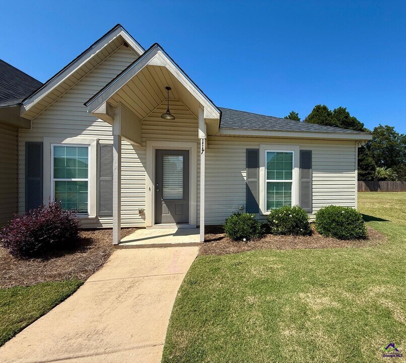 117 Webster Wy in Warner Robins, GA - Building Photo